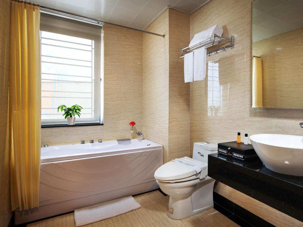 Luxeden Hotel Ханой Экстерьер фото