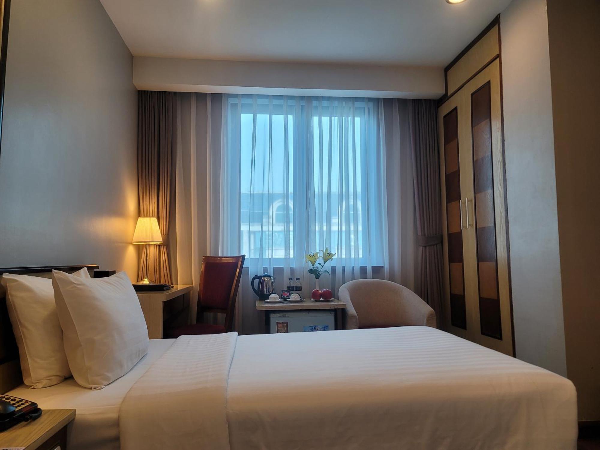 Luxeden Hotel Ханой Экстерьер фото