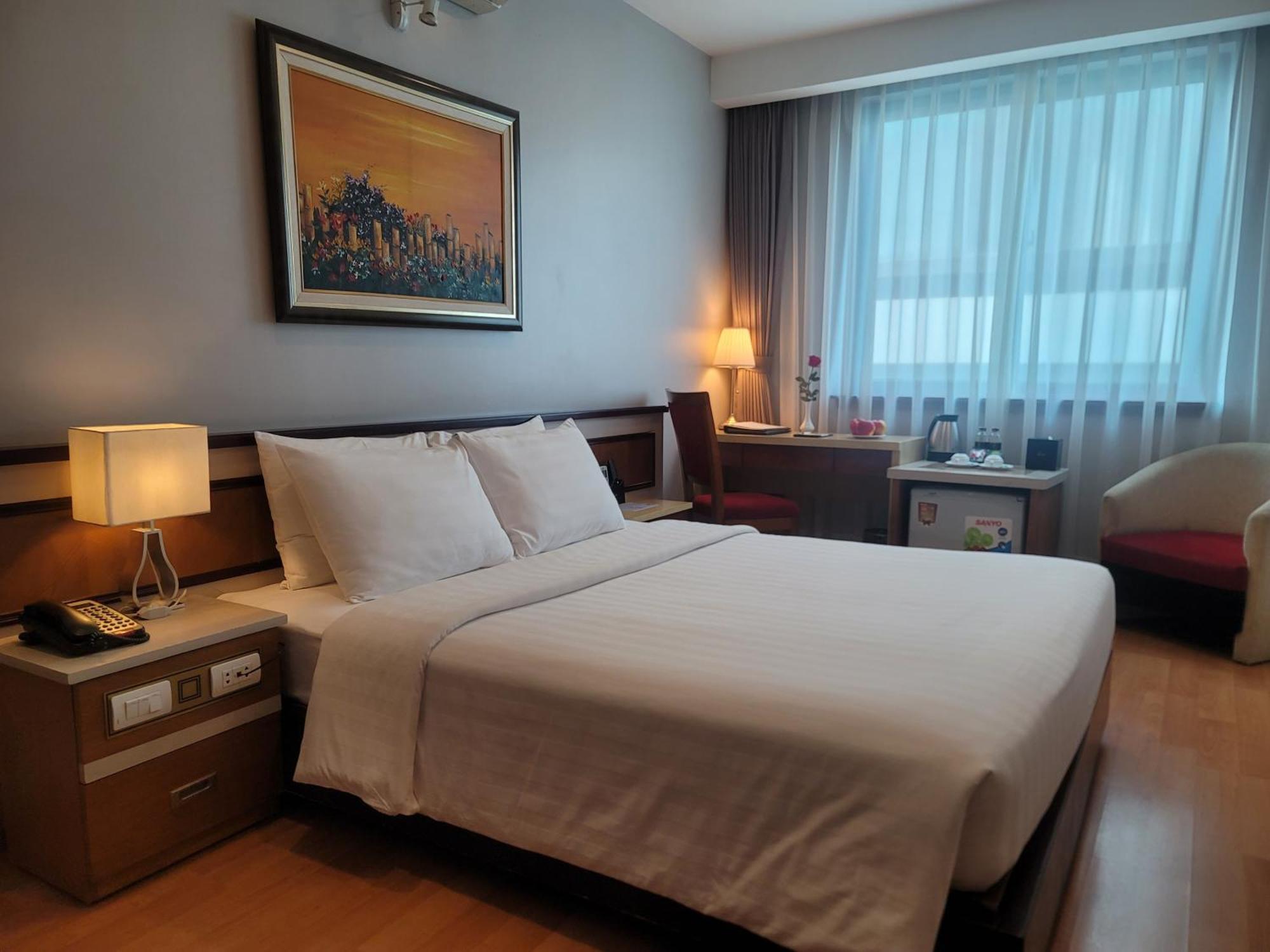 Luxeden Hotel Ханой Экстерьер фото